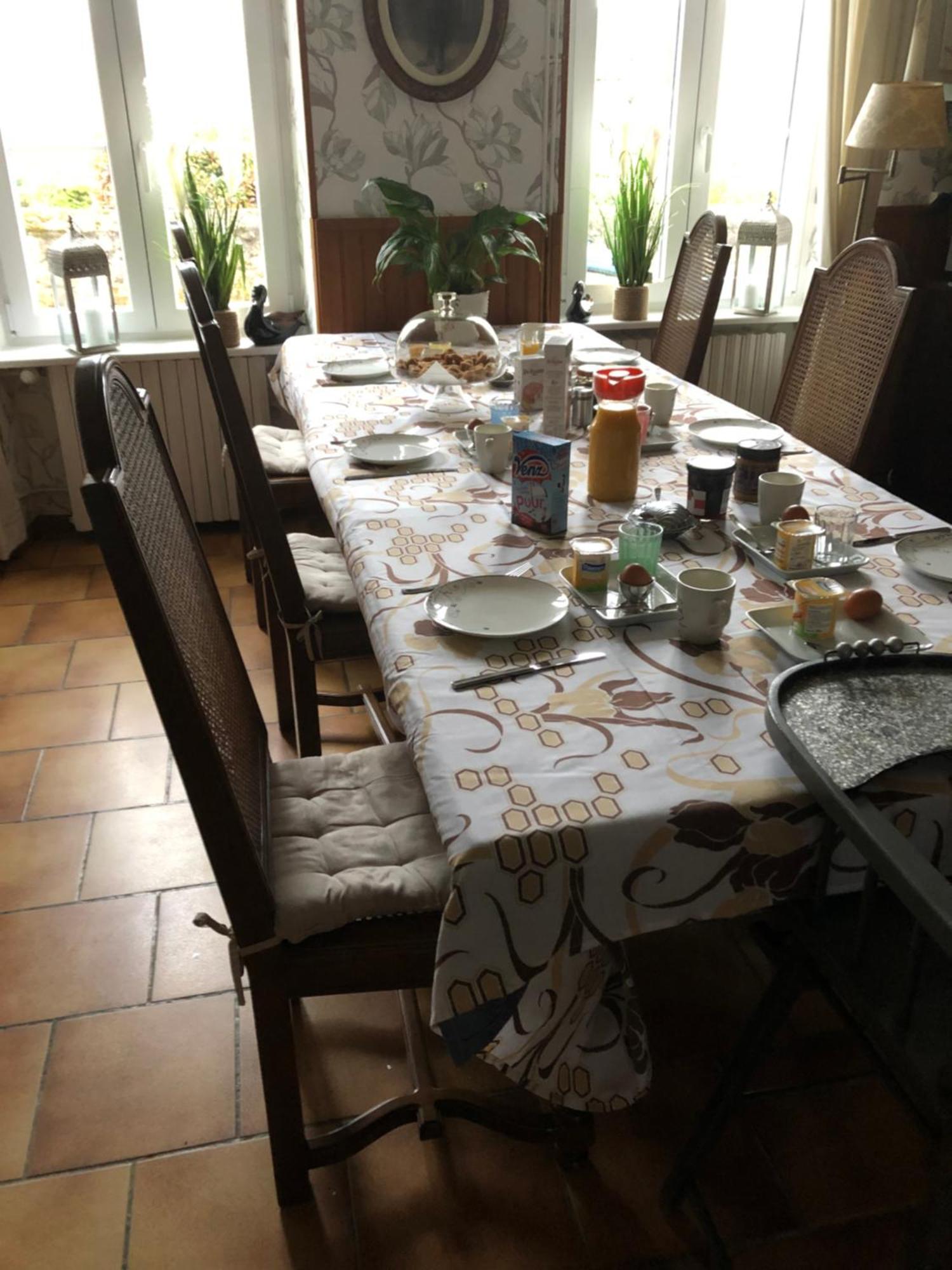 Le Voyageur Bed & Breakfast Saint-Bonnet-Troncais Ngoại thất bức ảnh